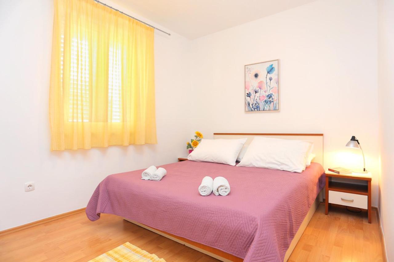 Apartments By The Sea Stanici, Omis - 2764 Tice Exterior foto